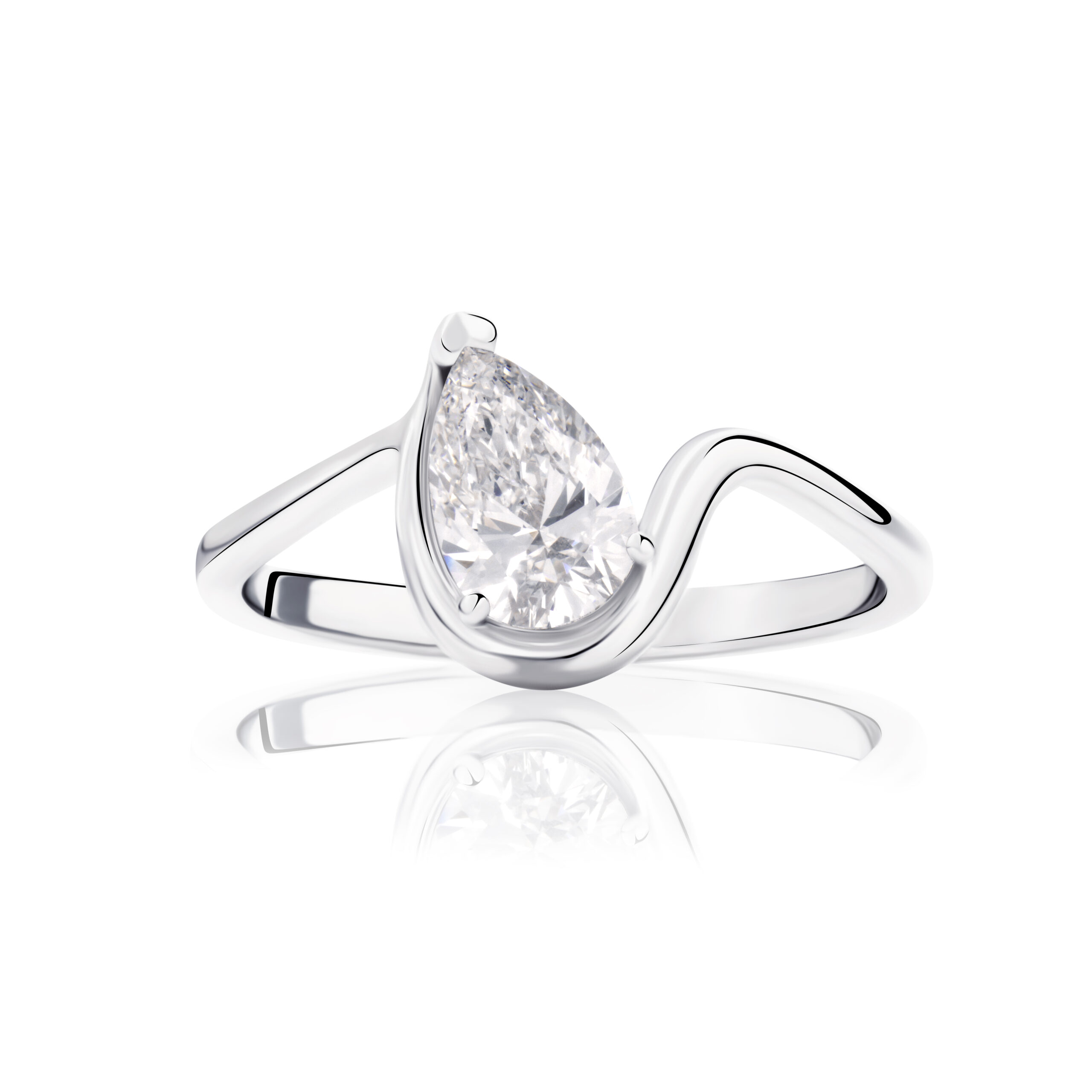 Pinky Lab Diamond Ring Pear Pinky Lab Diamond Ring Pear